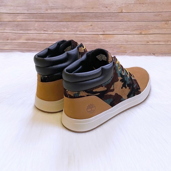 Timberland Men’s Davis Square Camo Print Chukka Boots - Picture 5 of 8